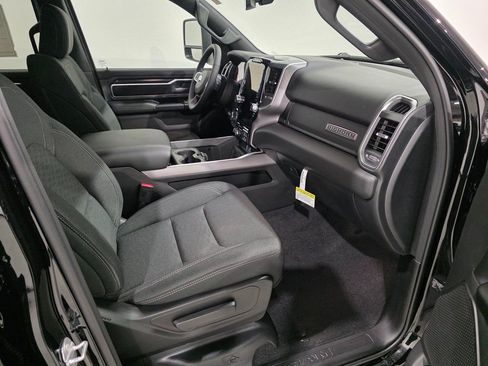 New 2026 RAM 1500 Big Horn AWD/4WD image 27