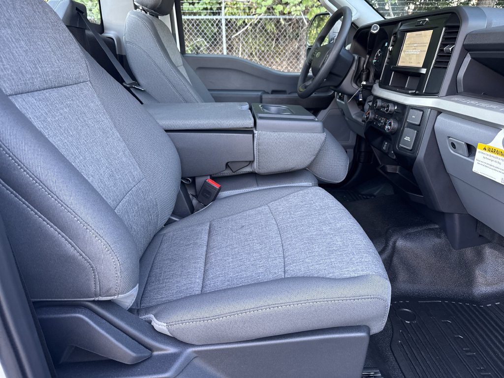 New 2026 Ford F350 XL w/ 360-Degree Camera Package RWD image 13