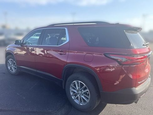 Used 2023 Chevrolet Traverse LT AWD/4WD image 37