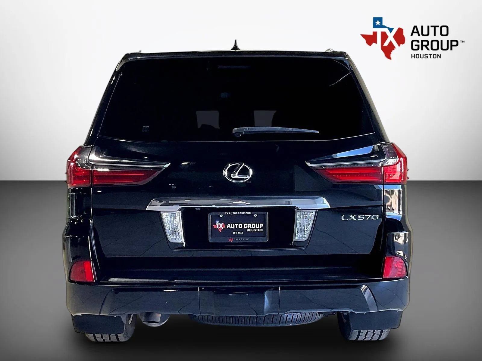 Used 2017 Lexus LX 570 4WD w/ Luxury Package image 8