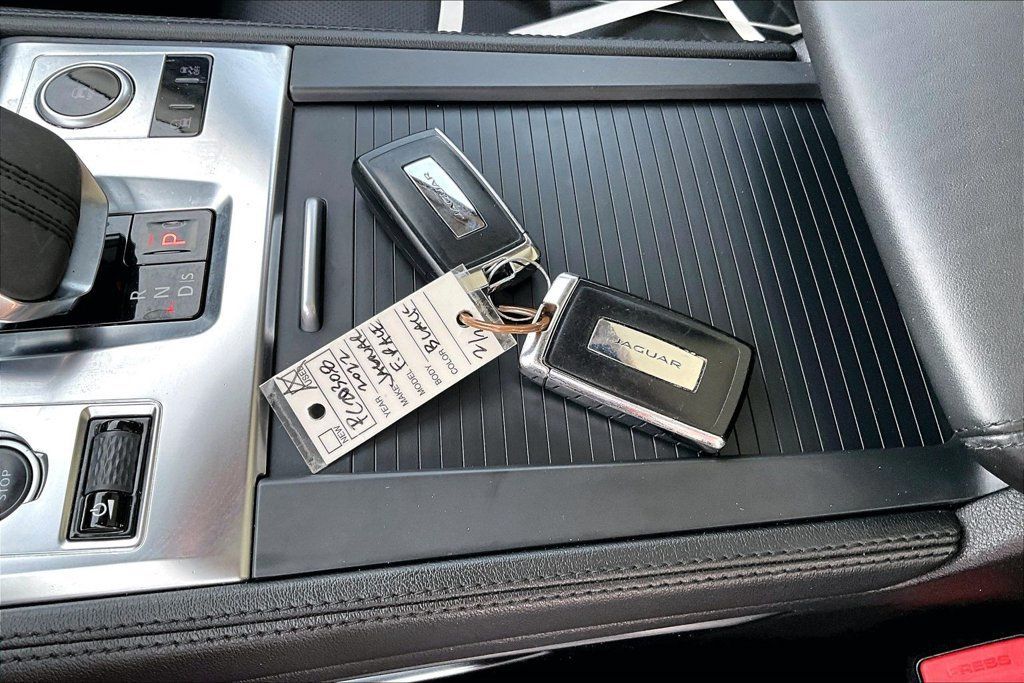 Used 2022 Jaguar F-PACE S AWD/4WD image 10
