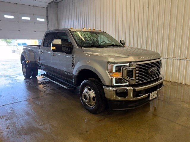 Used 2020 Ford F350 Lariat w/ Lariat Ultimate Package AWD/4WD image 2