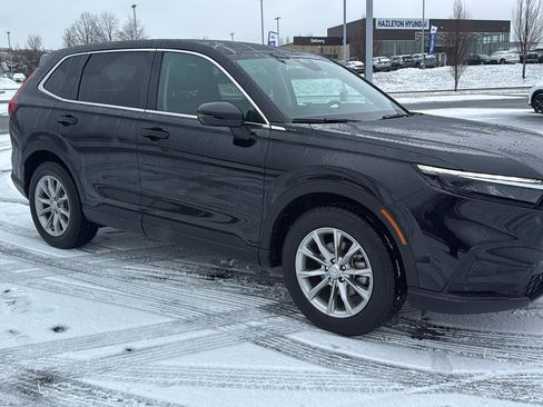 Used 2025 Honda CR-V EX-L image 2