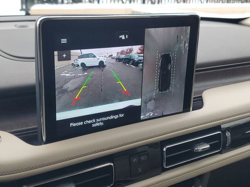 Certified 2023 Lincoln Aviator Reserve w/ Elements Package Plus image 17