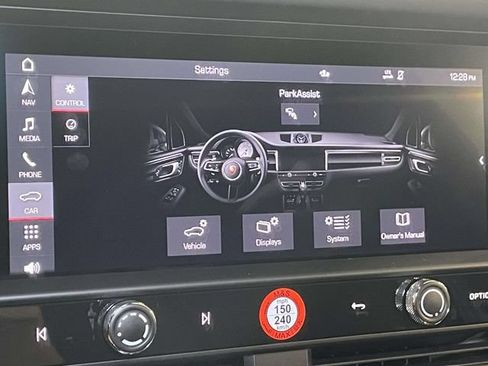 Certified 2026 Porsche Macan Turbo AWD/4WD image 30