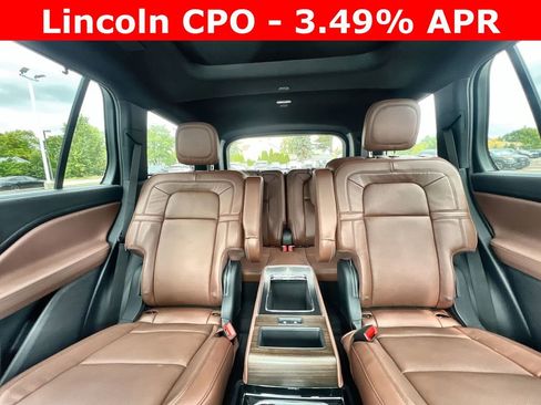 Certified 2025 Lincoln Aviator Reserve w/ Luxury Package image 13