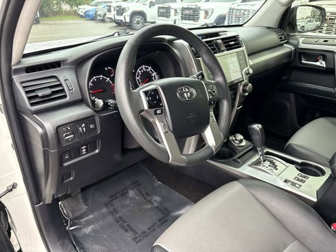 Used 2021 Toyota 4Runner SR5 Premium AWD/4WD image 16