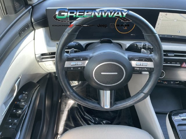 Used 2026 Hyundai Tucson Limited FWD image 13