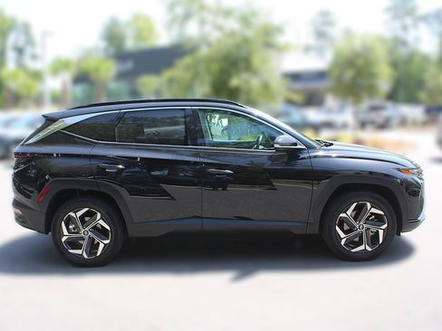 Used 2024 Hyundai Tucson Limited AWD/4WD image 14