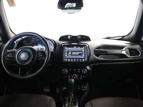 Used 2021 Jeep Renegade Latitude AWD/4WD image 36
