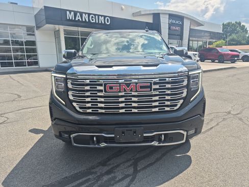 Used 2023 GMC Sierra 1500 Denali w/ Denali Reserve Package AWD/4WD image 9