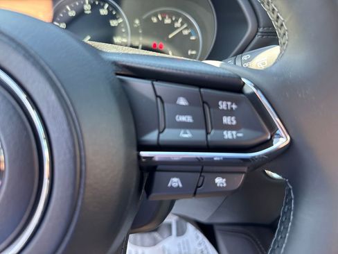 New 2025 MAZDA CX-5 Signature image 24