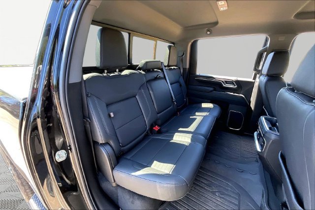 Used 2025 Chevrolet Silverado 2500 LTZ w/ LTZ Plus Package AWD/4WD image 17