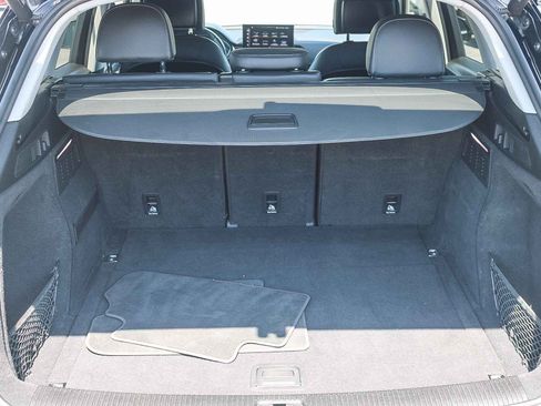 Used 2021 Audi Q5 2.0T Premium w/ Convenience Package AWD/4WD image 26