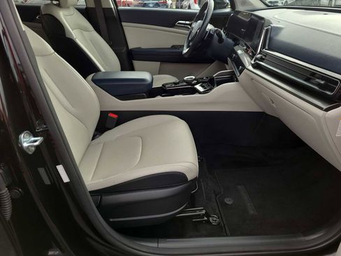 Used 2023 Kia Sportage EX w/ EX Premium Package image 22