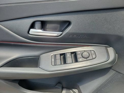 Used 2026 Nissan Sentra SR w/ Floor Mat Package FWD image 14