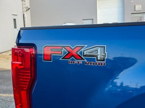 Used 2022 Ford F250 XL w/ STX Appearance Package AWD/4WD image 19