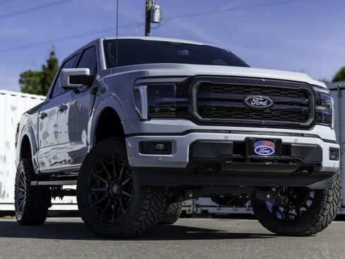 New 2025 Ford F150 Lariat w/ Equipment Group 502A High AWD/4WD image 27