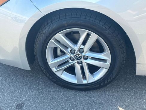 Used 2019 Toyota Corolla SE w/ Protection Package image 30
