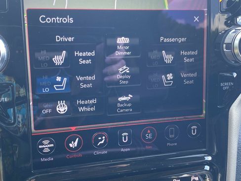 Used 2021 RAM 1500 Laramie w/ Laramie Southwest Edition RWD image 33