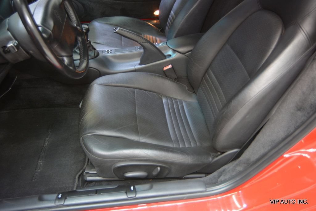 Used 1999 Porsche Boxster RWD image 27