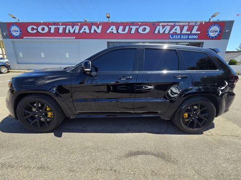 Used 2018 Jeep Grand Cherokee Trackhawk AWD/4WD image 8