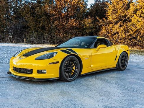 Used 2006 Chevrolet Corvette Z06 w/ Preferred Equipment Group image 83