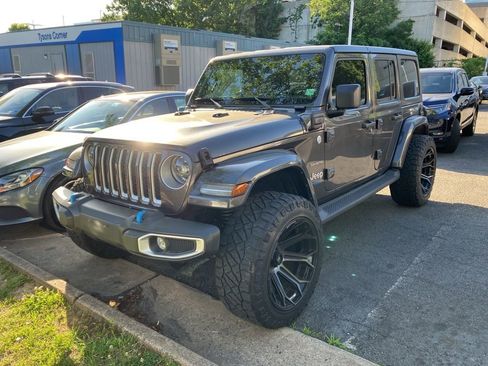 Used 2022 Jeep Wrangler Unlimited Sahara w/ Cold Weather Group AWD/4WD image 3