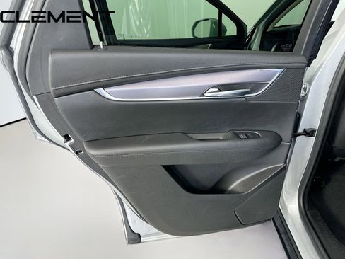 Used 2018 Cadillac XT5 Premium Luxury image 31