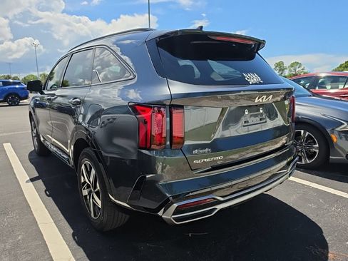 Certified 2023 Kia Sorento S FWD image 14