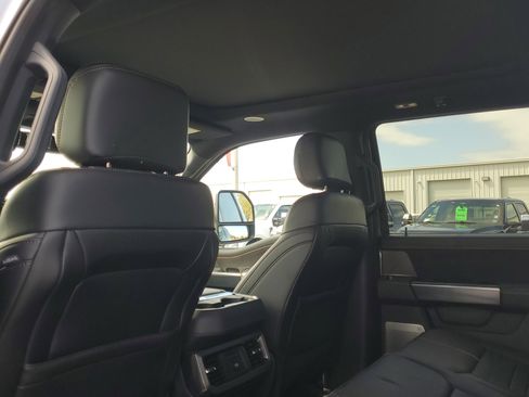 Certified 2024 Ford F350 Platinum w/ FX4 Off-Road Package image 13