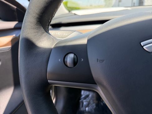 Used 2023 Tesla Model 3 Standard Range RWD image 25