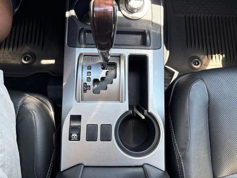 Used 2022 Toyota 4Runner Limited AWD/4WD image 19