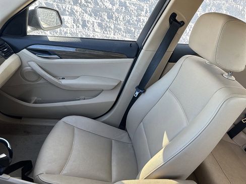 Used 2013 BMW X1 xDrive28i image 19