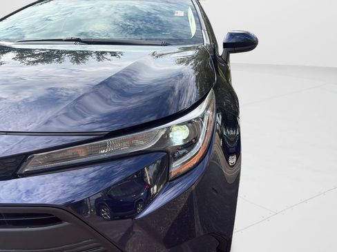 Used 2024 Toyota Corolla LE w/ LE Convenience Package FWD image 23
