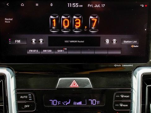 Used 2022 Kia Sorento SX AWD/4WD image 21