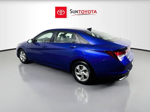 Used 2023 Hyundai Elantra SE w/ Cargo Package FWD image 6