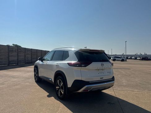 Certified 2023 Nissan Rogue Platinum w/ Platinum Premium Package AWD/4WD image 15
