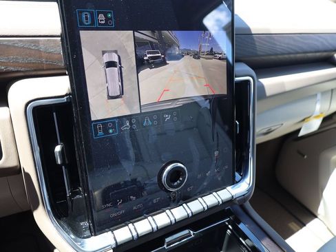 New 2026 GMC Yukon XL Denali AWD/4WD image 15