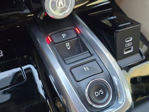 Used 2023 Acura MDX FWD image 15