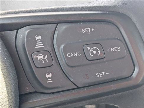 Used 2025 Jeep Wrangler Sport S w/ Convenience Group image 14