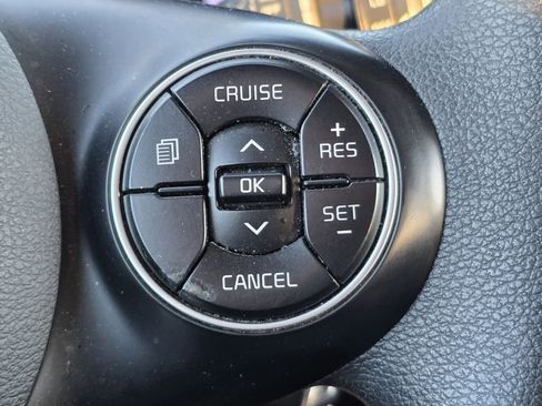 Used 2021 Kia Soul S image 12