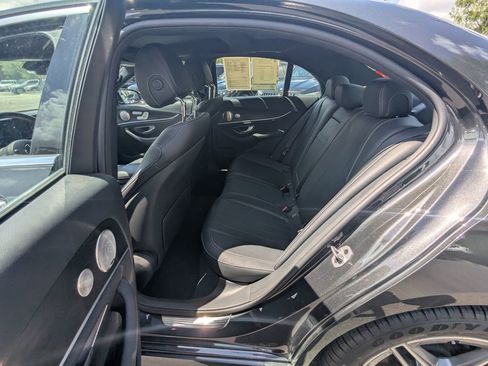 Used 2023 Mercedes-Benz E 350 4MATIC Sedan image 27