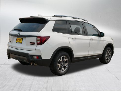 Certified 2023 Honda Passport TrailSport image 7
