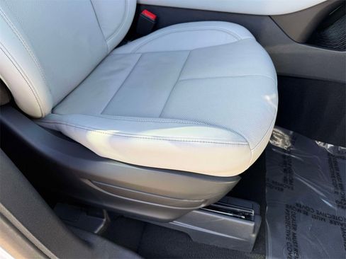 Used 2025 Lincoln Aviator Reserve image 15