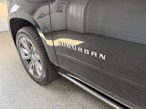 Used 2017 Chevrolet Suburban Premier AWD/4WD image 11