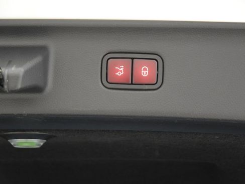 Certified 2023 Mercedes-Benz Maybach S 580 4MATIC image 31