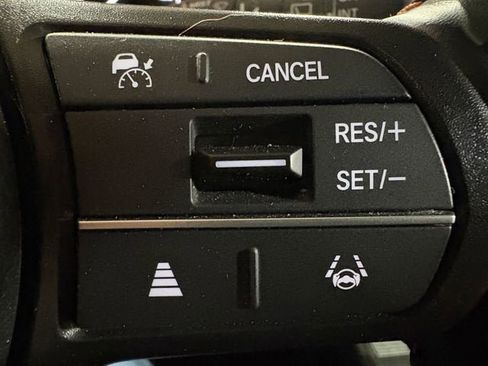 Used 2025 Honda CR-V Sport-L image 18