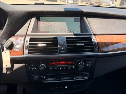 Used 2013 BMW X5 xDrive50i w/ Premium Pkg AWD/4WD image 34