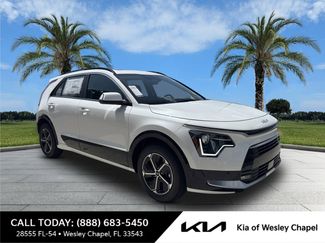 New 2025 Kia Niro SX video 1